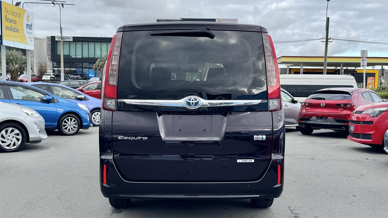 2015 Toyota ESQUIRE