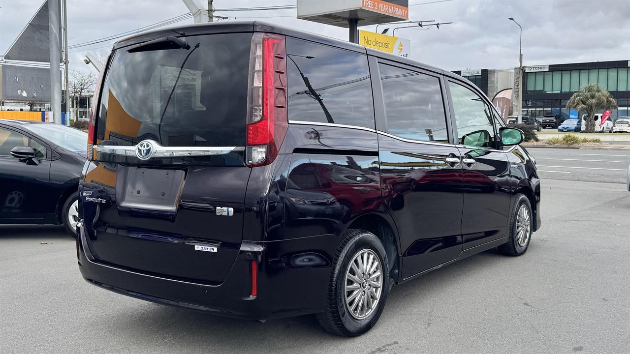 2015 Toyota ESQUIRE