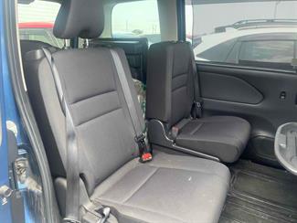 2017 Nissan Serena - Thumbnail