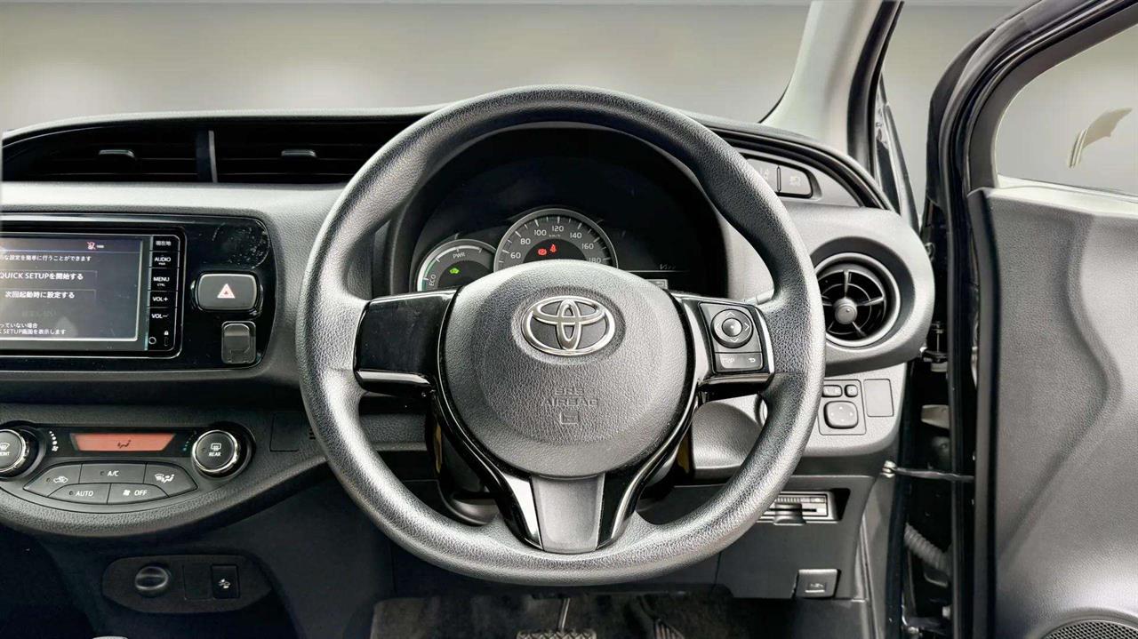 2017 Toyota Vitz