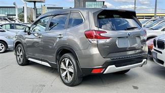 2020 Subaru Forester - Thumbnail