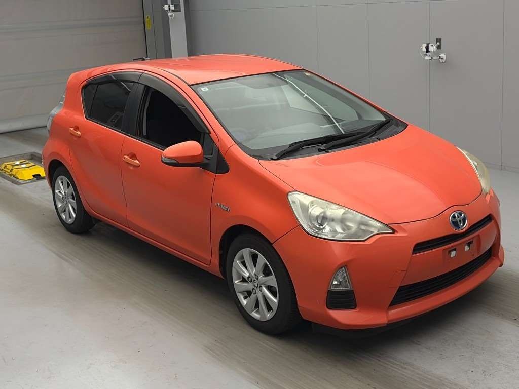 2013 Toyota Aqua
