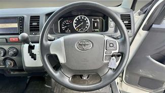 2021 Toyota Hiace - Thumbnail