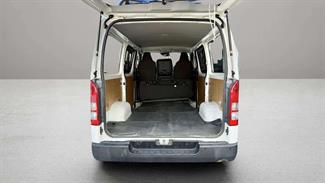 2021 Toyota Hiace - Thumbnail