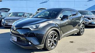 2017 Toyota C-HR - Thumbnail