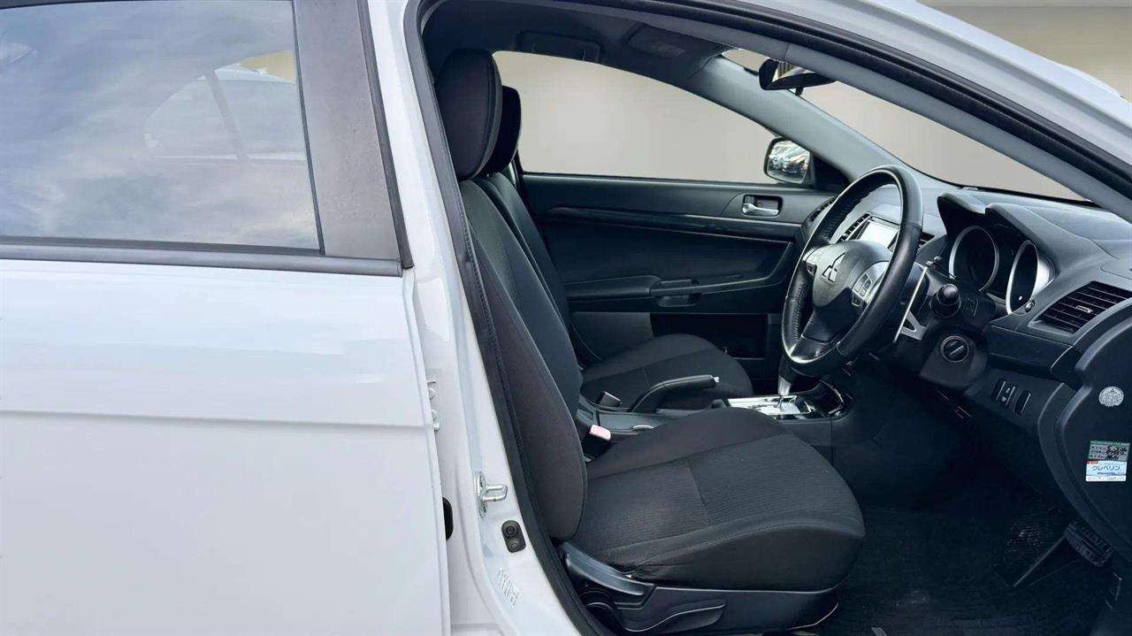 2013 Mitsubishi Galant