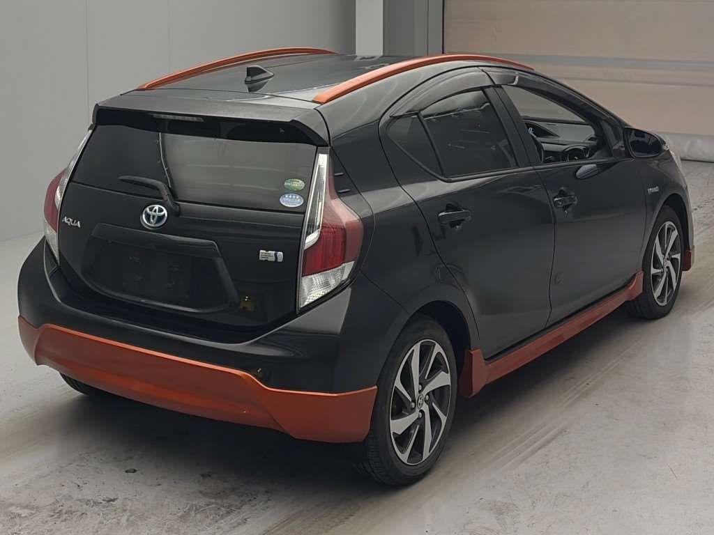 2015 Toyota Aqua