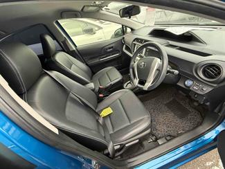 2013 Toyota Aqua - Thumbnail
