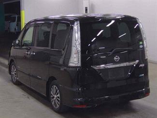 2015 Nissan Serena - Thumbnail
