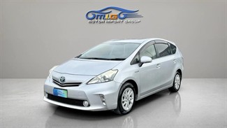 2012 Toyota Prius - Thumbnail