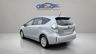 2012 Toyota Prius - Thumbnail