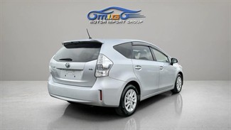 2012 Toyota Prius - Thumbnail