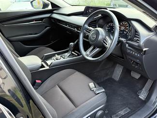2020 Mazda 3 - Thumbnail