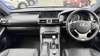 2016 Lexus IS300H - Thumbnail