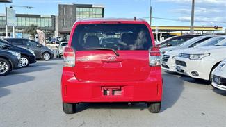 2014 Toyota SPADE - Thumbnail