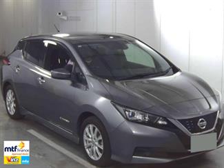 2018 Nissan Leaf - Thumbnail