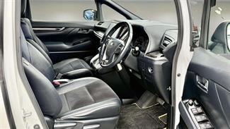 2018 Toyota Vellfire - Thumbnail