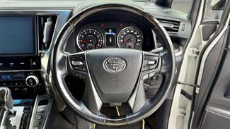 2018 Toyota Vellfire - Thumbnail