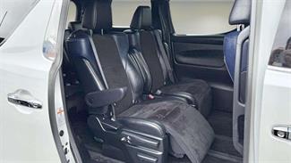 2018 Toyota Vellfire - Thumbnail