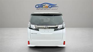 2018 Toyota Vellfire - Thumbnail