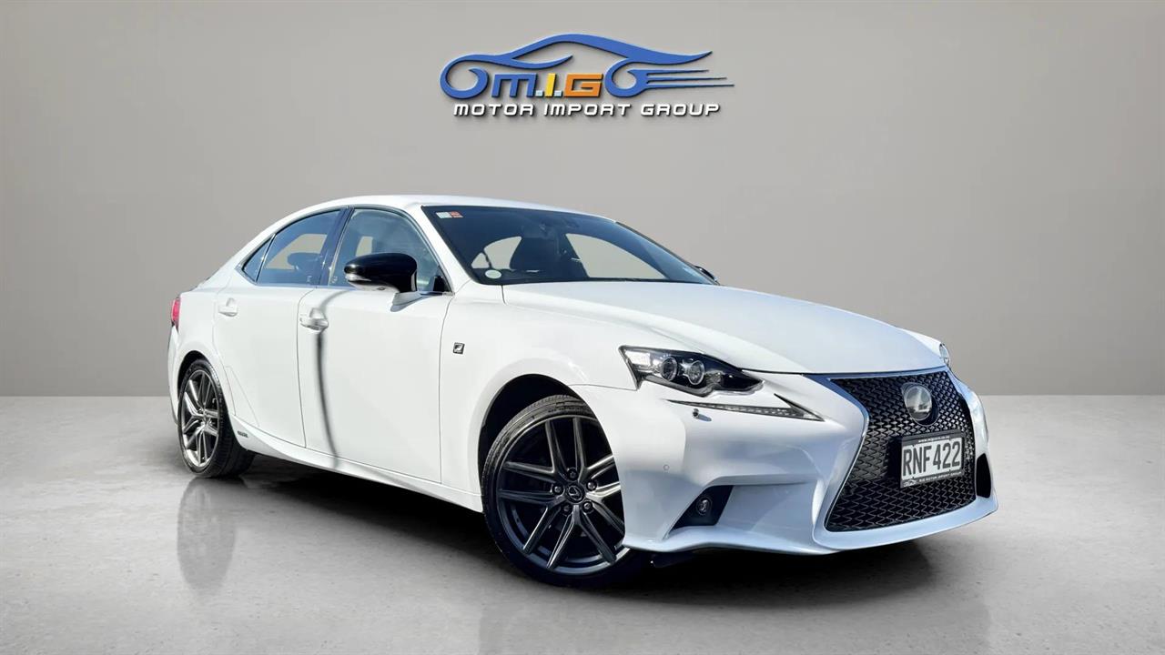 2013 Lexus IS 300H