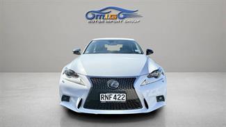2013 Lexus IS 300H - Thumbnail