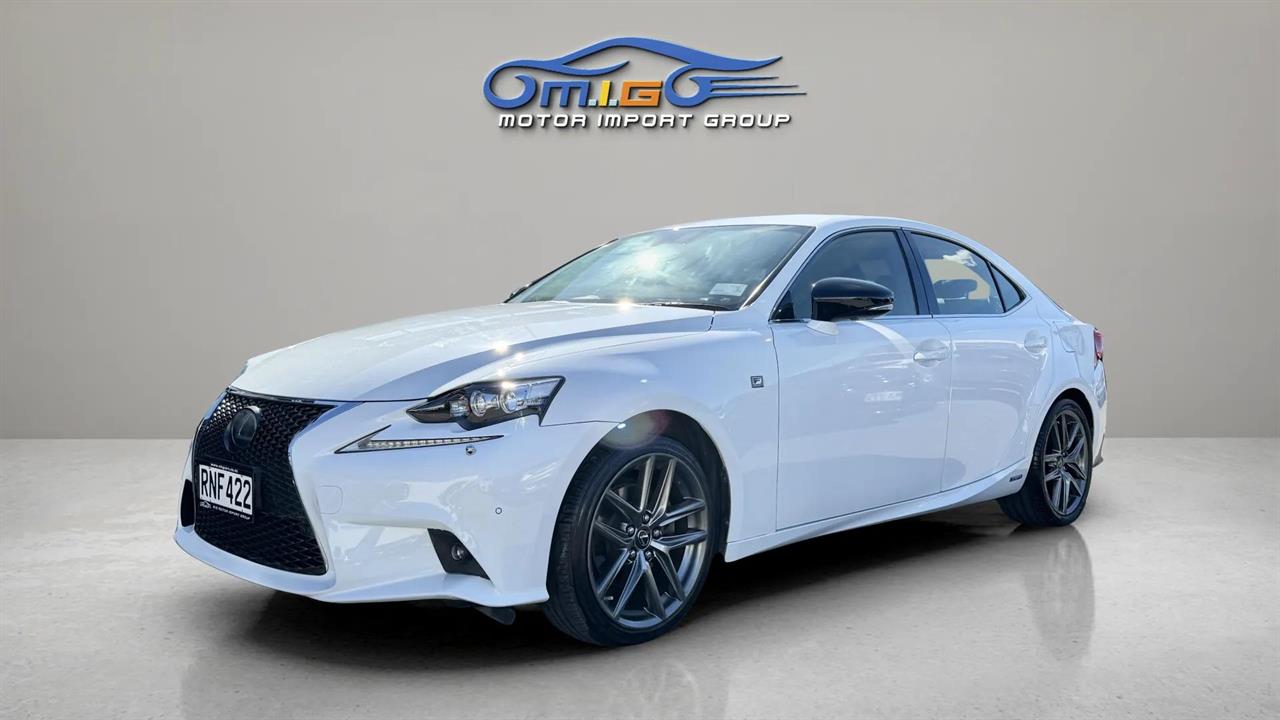2013 Lexus IS 300H