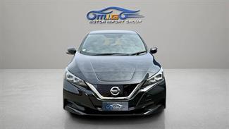 2019 Nissan Leaf - Thumbnail