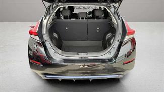 2019 Nissan Leaf - Thumbnail