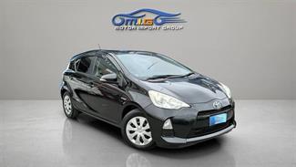 2012 Toyota Aqua - Thumbnail