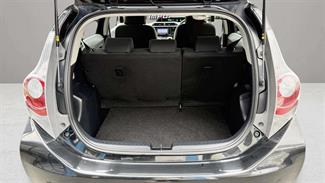 2012 Toyota Aqua - Thumbnail