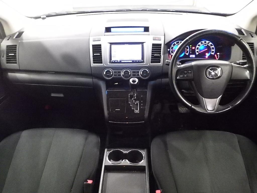 2015 Mazda MPV