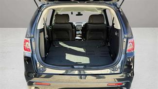 2015 Mazda MPV - Thumbnail