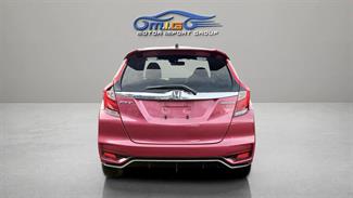 2018 Honda Fit - Thumbnail