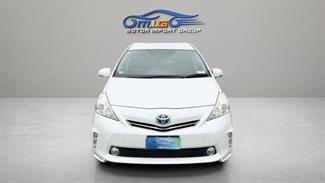 2012 Toyota Prius - Thumbnail