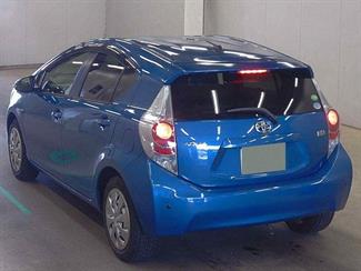 2014 Toyota Aqua - Thumbnail