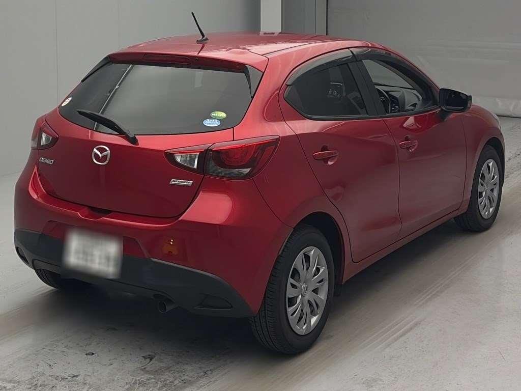 2016 Mazda Demio