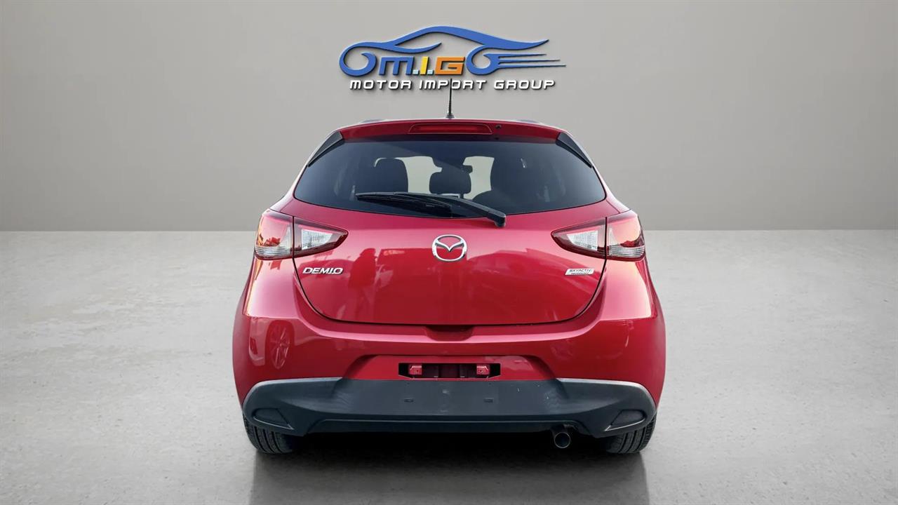 2016 Mazda Demio