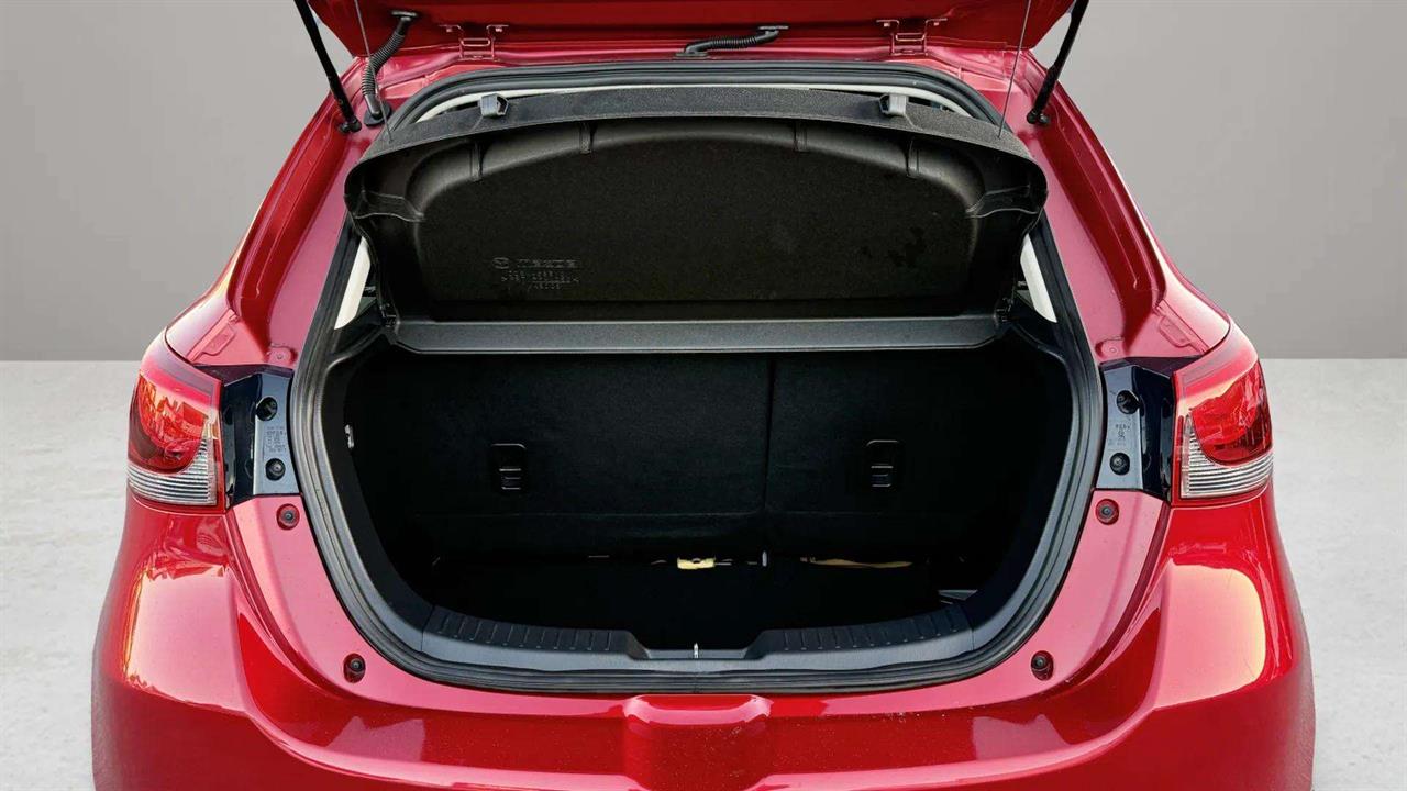 2016 Mazda Demio