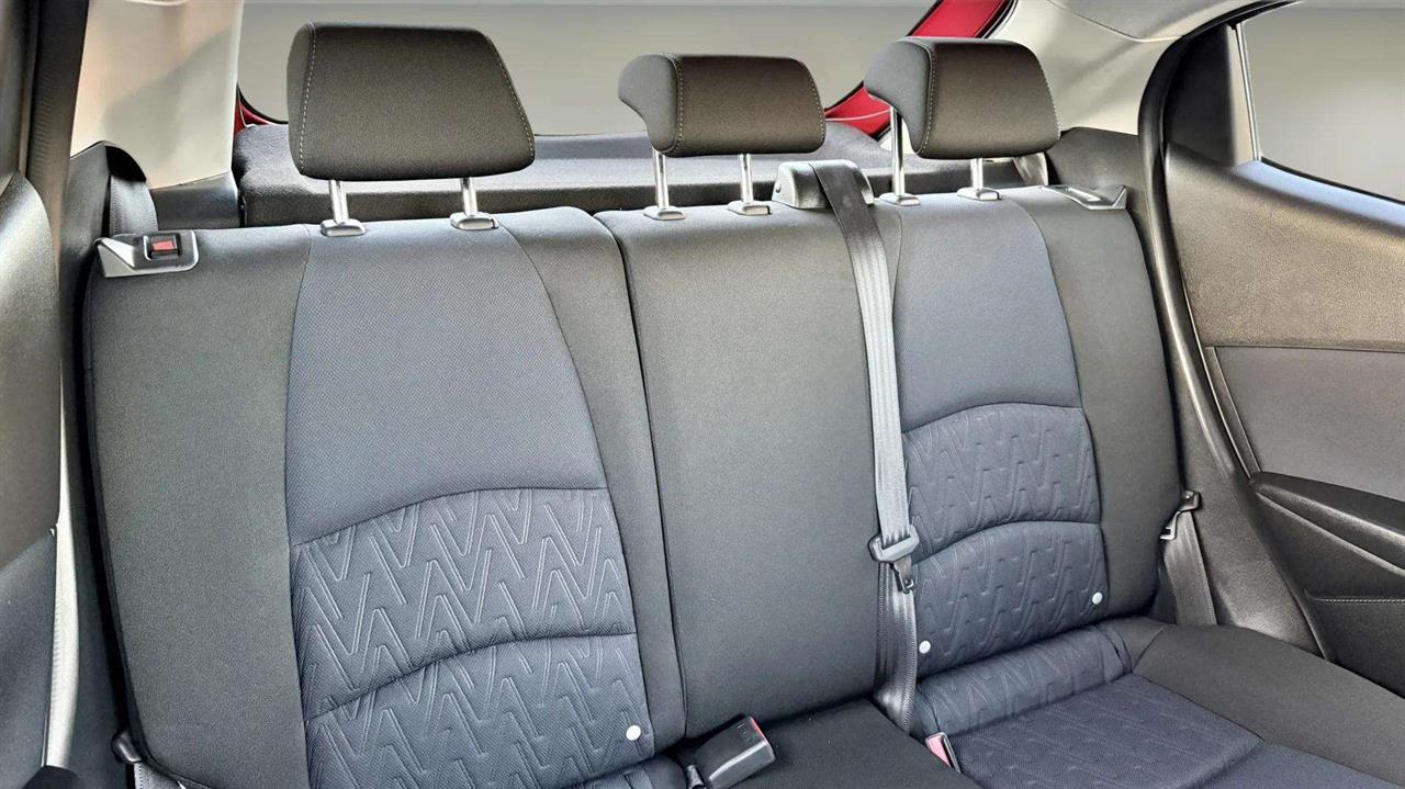 2016 Mazda Demio