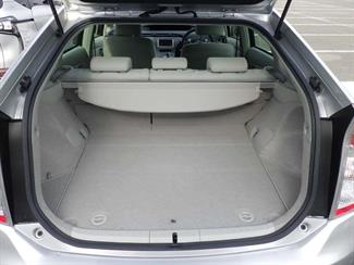 2013 Toyota Prius - Thumbnail