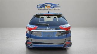 2017 Honda Fit - Thumbnail