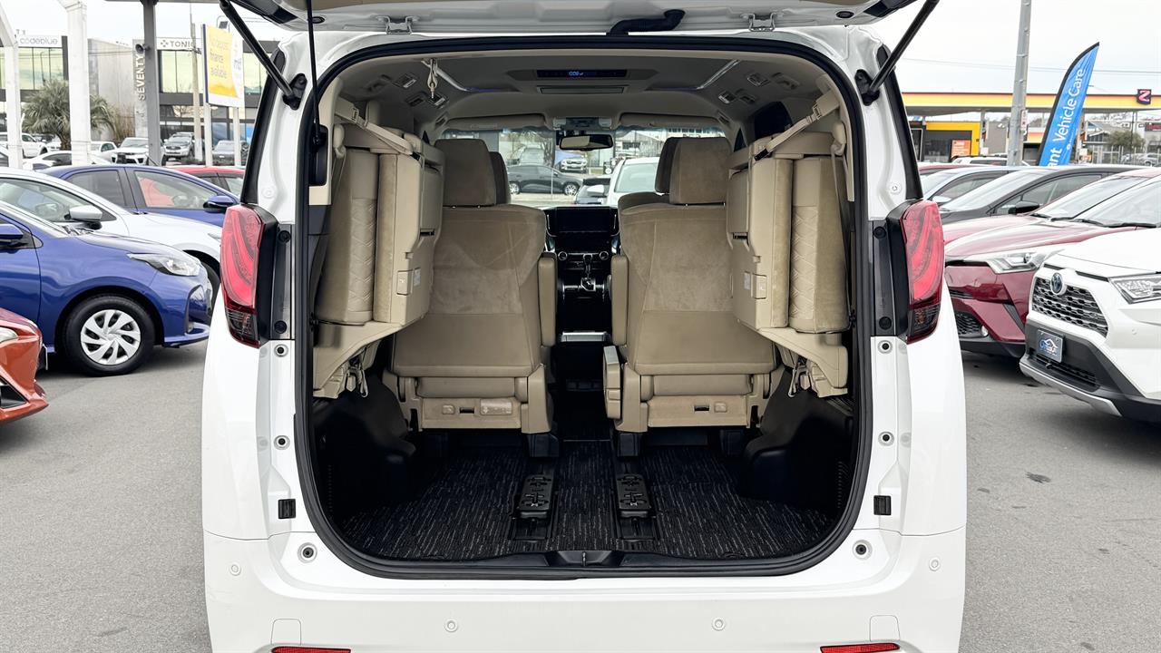 2017 Toyota Alphard