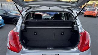 2016 Suzuki Swift - Thumbnail