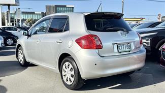 2007 Toyota Auris - Thumbnail