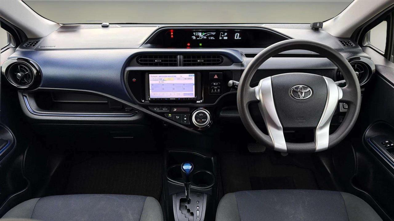 2015 Toyota Aqua