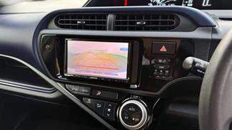 2015 Toyota Aqua - Thumbnail