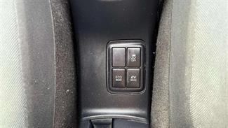 2015 Toyota Aqua - Thumbnail
