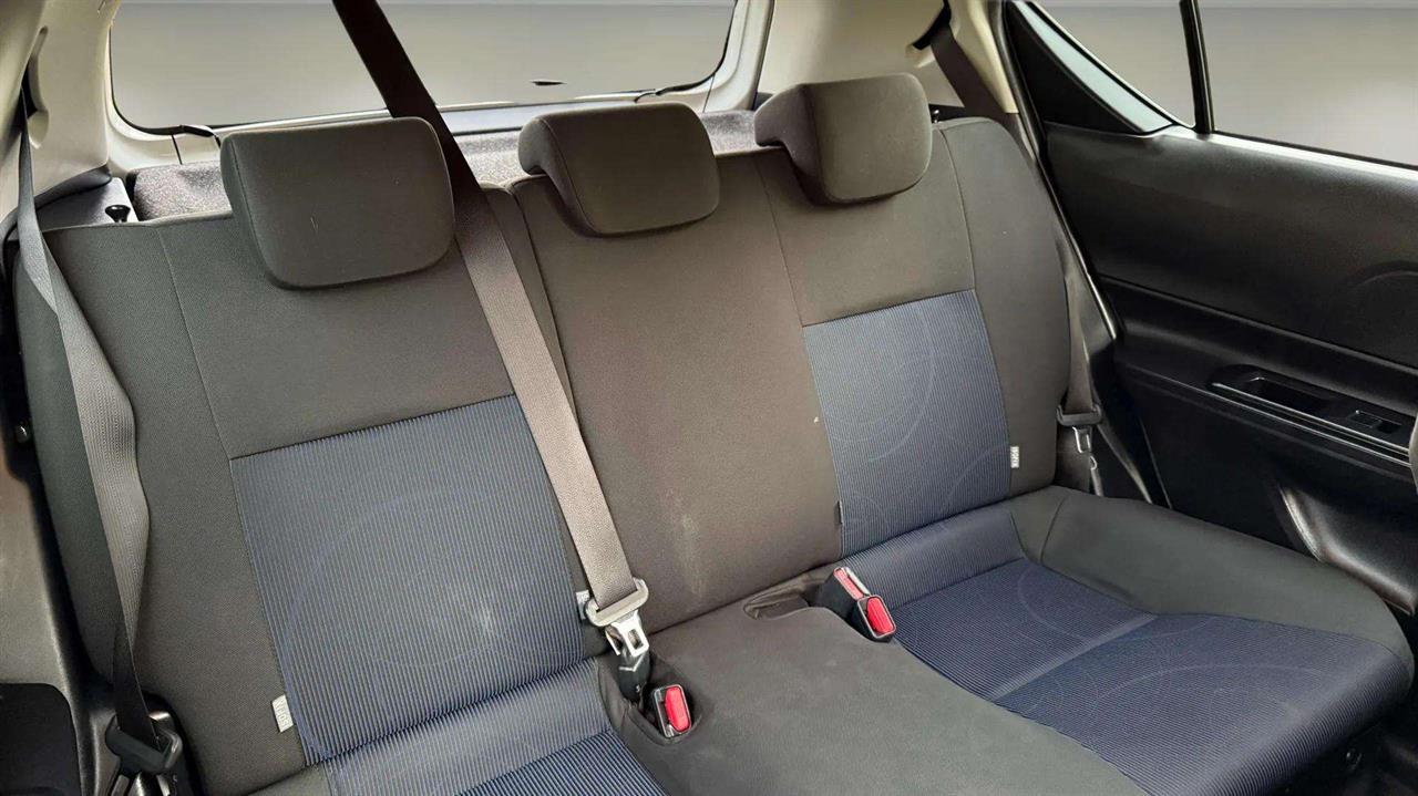 2015 Toyota Aqua