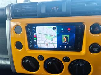2011 Toyota FJ Cruiser - Thumbnail
